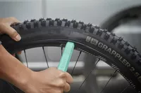 Kit de desmontables y mechas para reparar neumático/cubierta E*THIRTEEN TR1UNA-128