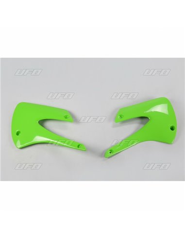 Plásticos laterales de radiador UFO Kawasaki verde KA03717-026 KA03717026