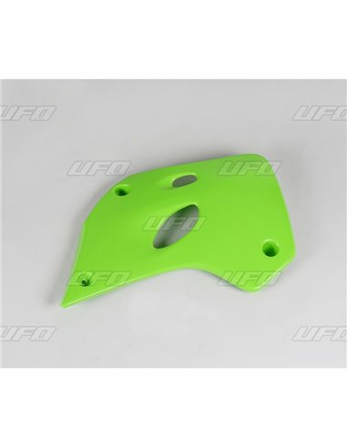 Plásticos laterales de radiador UFO Kawasaki verde KA02759-026 KA02759026
