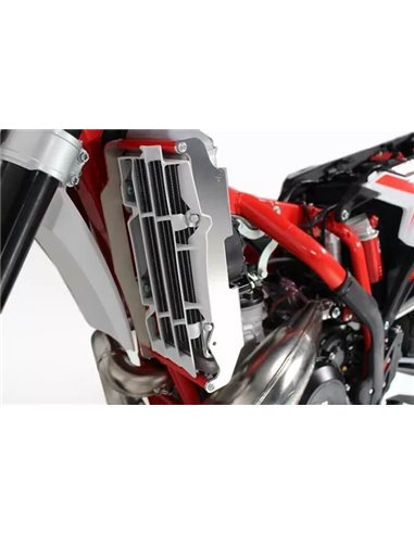 Refuerzos de radiador AXP RACING AX1552