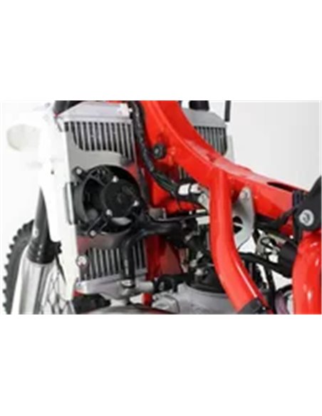 Refuerzos de radiador AXP RACING AX1552