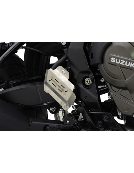 Protector bomba de freno trasera inox cepillado CROSSPRO SUZUKI V-STROM 800 2023