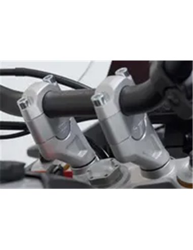 Elevador de manillar de 30mm SW-MOTECH LEH110391060030S