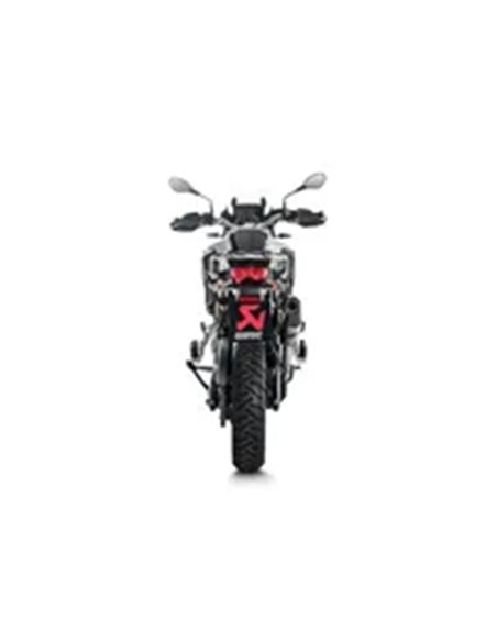 Silenciador Slip-On Line STREET AKRAPOVIC S-B9SO3-HFBFCTBL