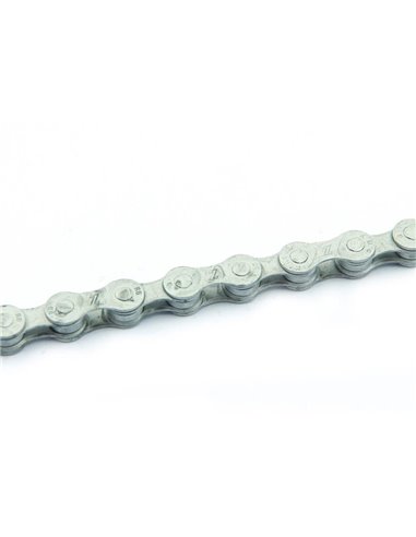 Cadena KMC Z8.3 6/7/8 velocidades 114 eslabones gris