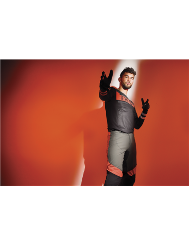 Pantalón motocross Thor-MX 2022 Prime Status negro camo40 2901-9399