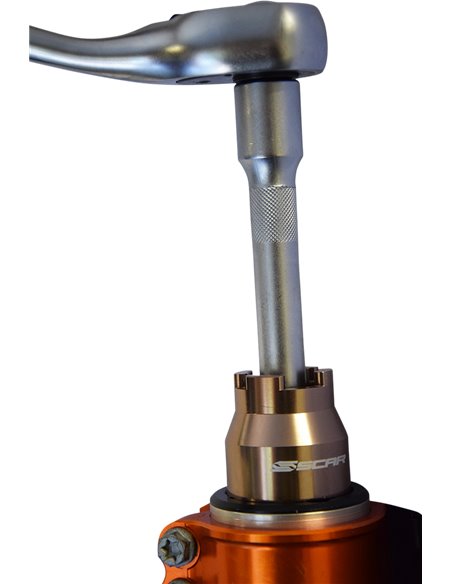 Llave para tapón de horquilla SCAR RCV5