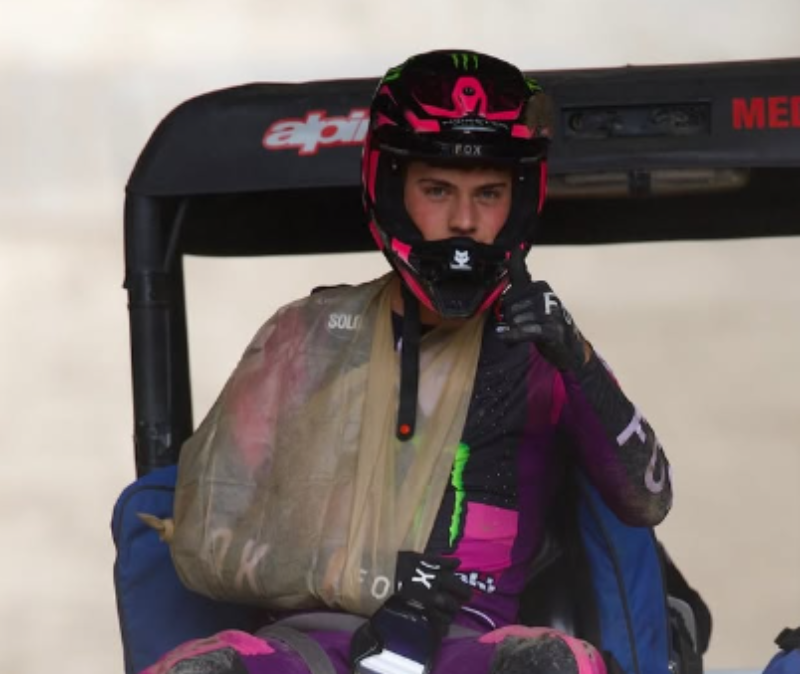 Caída y posible lesión de Jorge Prado en Anaheim 2