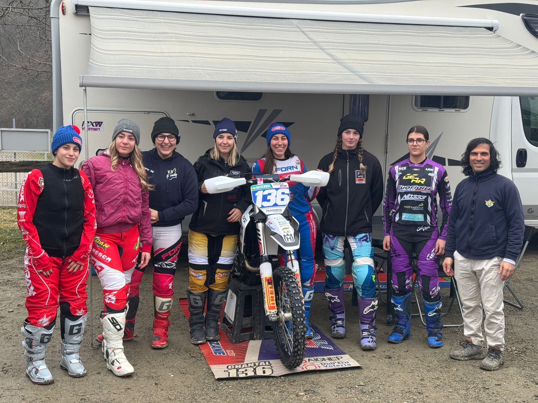 En Castellarano, el primer encuentro 2025 para las chicas de los Talentos Azzurri Motocross