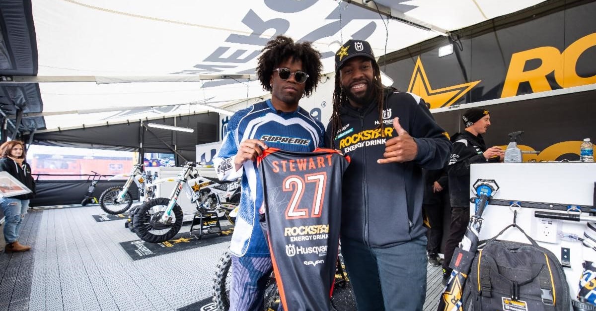 Kenny Moore II nombrado Gran Mariscal para Indianapolis Supercross | Noticias