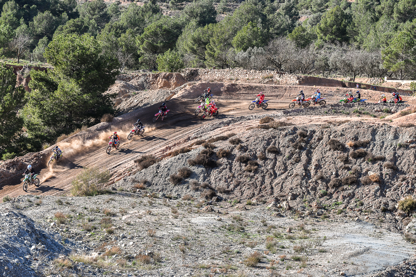 La FMCV pone en marcha un sistema de ayuda para sus Clubes, Escuelas y pilotos