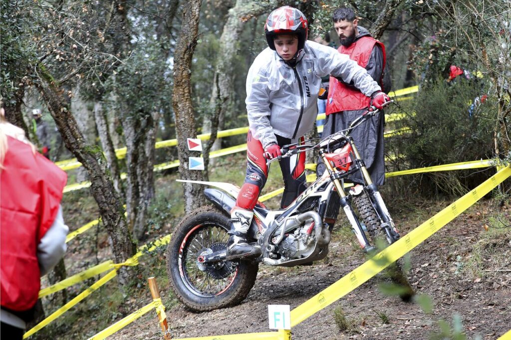 Estreno espectacular en el trial de Llagostera como sede de la prueba de niños – FCM