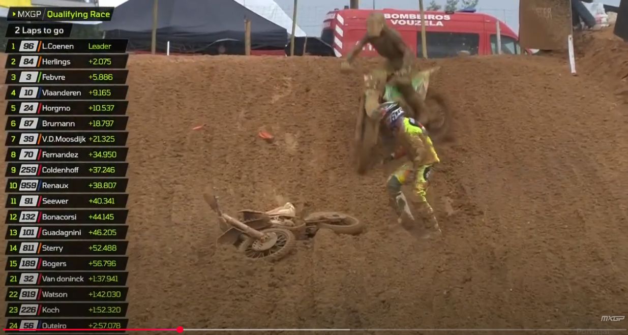 Video – Jeffrey Herlings puede tener una costilla rota al ser arrollado por Romain Febvre