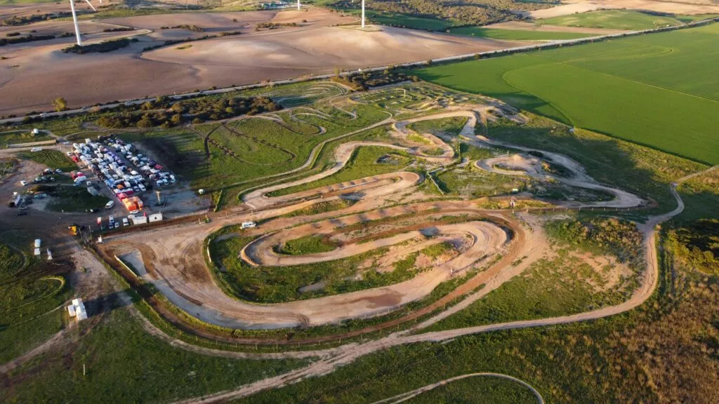 417446565 371566629161820 7712924259965677111 N