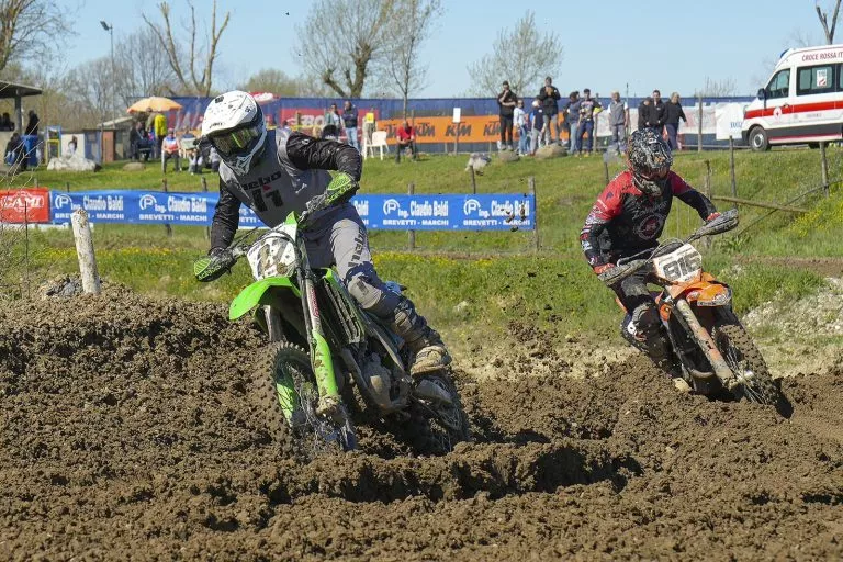 El campeonato de motocross italiano ama a Albettone tomado