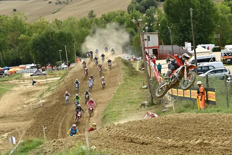 Cremona lanza el Prestige 125 Championship