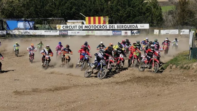 Motocross catalán, marcado por el polvo y la suspensión de las segundas mangas en Olvan – FCM