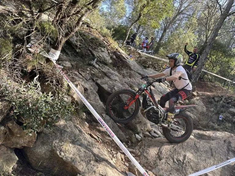 Terrades da la bienvenida a más de 100 pilotos en la segunda prueba del territorial de Trial de Girona – FCM