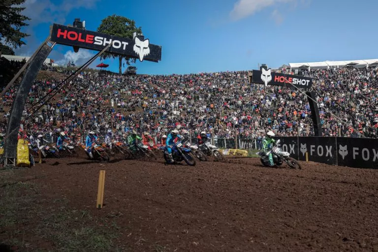 Campeonato europeo EMX125 y EMX250: Zanocz hace historia en EMX250, mientras que Alvisi agarra la placa roja en EMX125 en Ernée