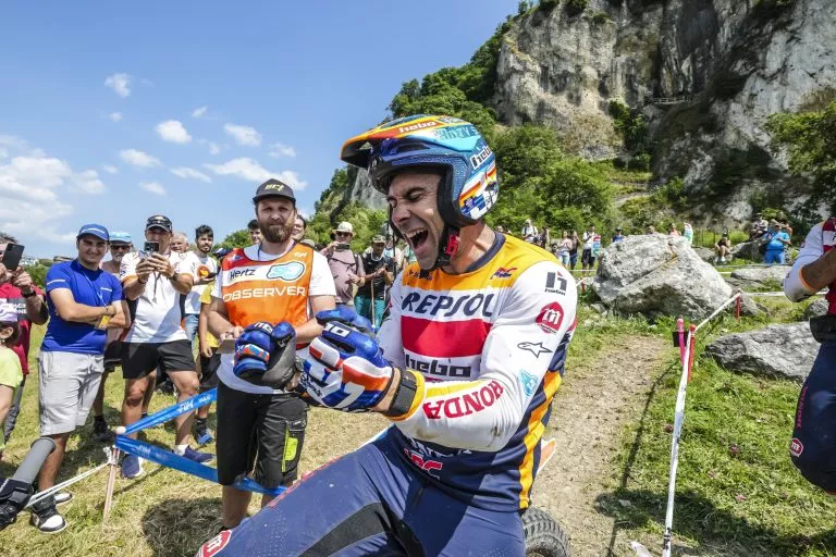 Toni Bou logra su 38º título mundial. La leyenda sigue creciendo