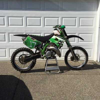 Pieces et accessoires pour Kawasaki KX 125 1988 moto cross